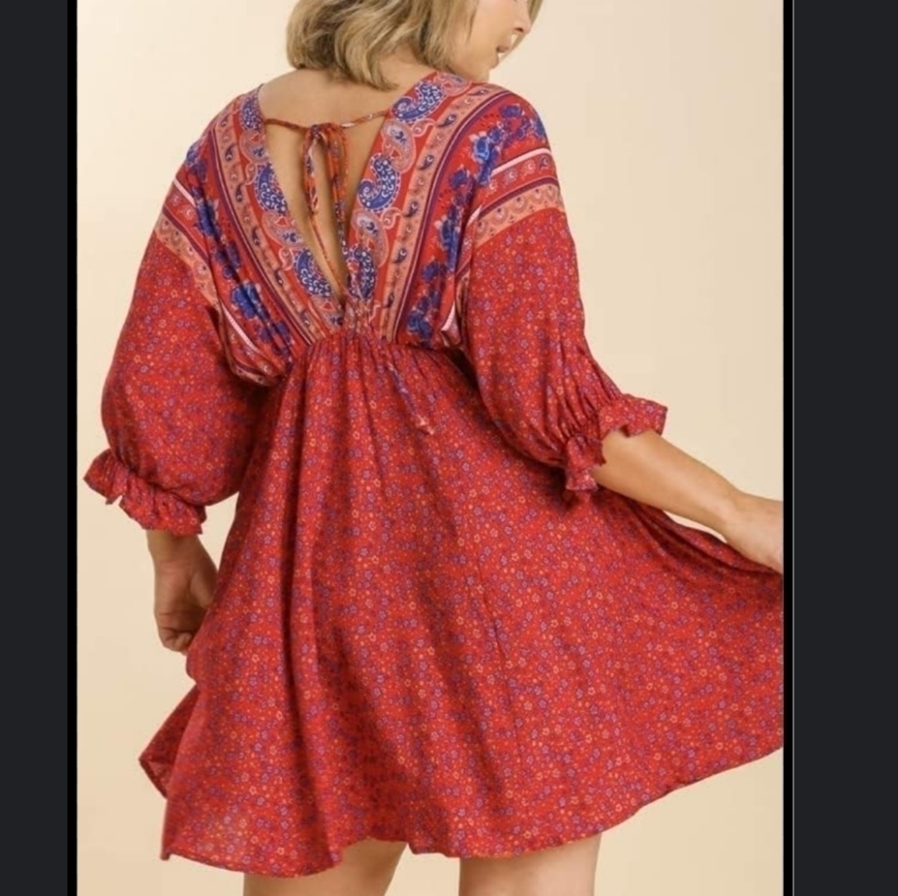 Umgee baby doll tonic dresboho Dixie floral at the bottom floral top tie up back